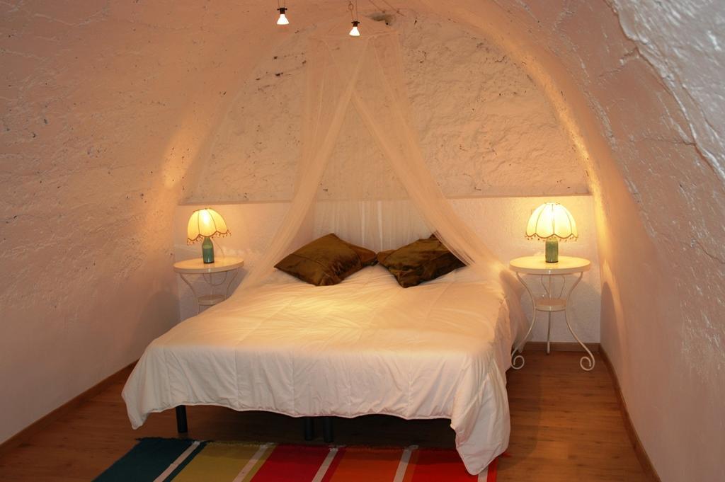Habitaciones Con Encanto - Cal Alejandro Montsonis Екстер'єр фото